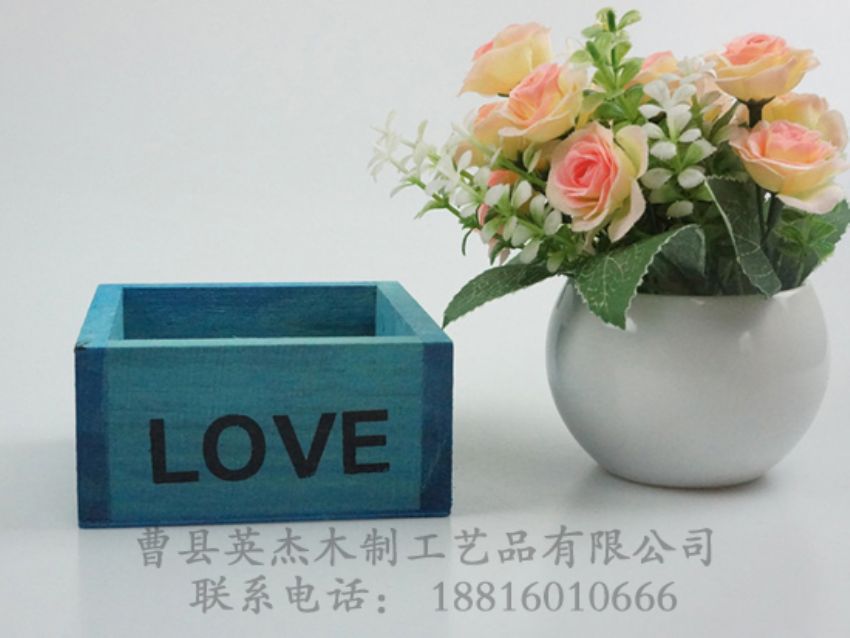 点击查看详细信息<br>标题：仿古小花盆 阅读次数：1044
