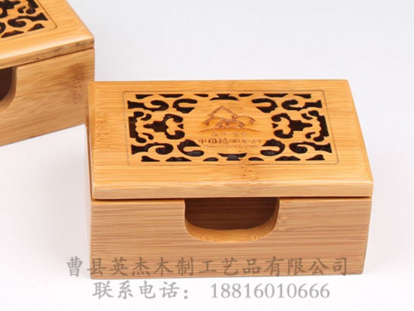 点击查看详细信息<br>标题：高档竹木名片盒 阅读次数：1126