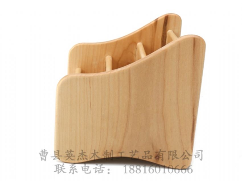 点击查看详细信息<br>标题：樱桃木遥控机器木盒 阅读次数：1104