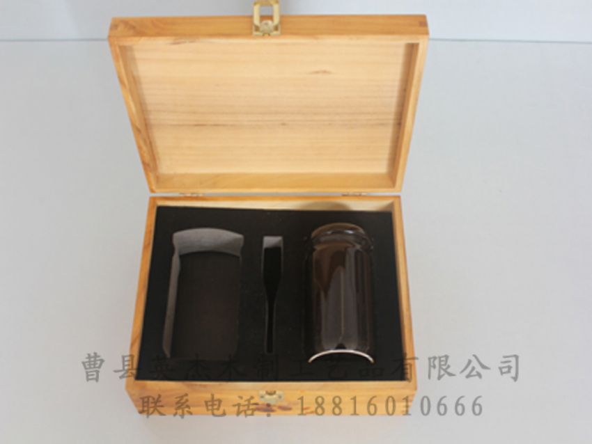 点击查看详细信息<br>标题：竹木茶叶盒 阅读次数：1032