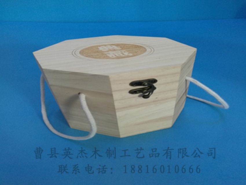 点击查看详细信息<br>标题：竹木茶叶盒 阅读次数：1113