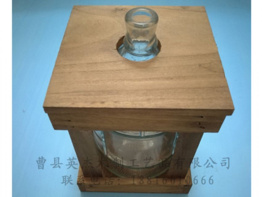 点击查看详细信息<br>标题：木制底座  木制杯盖 阅读次数：982