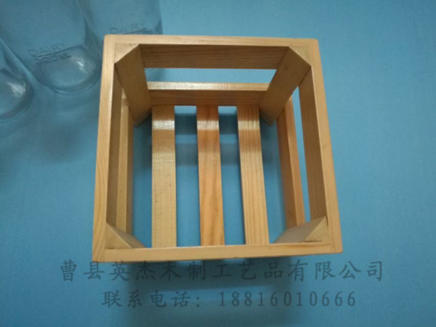 点击查看详细信息<br>标题：木制底座  木制杯盖 阅读次数：992