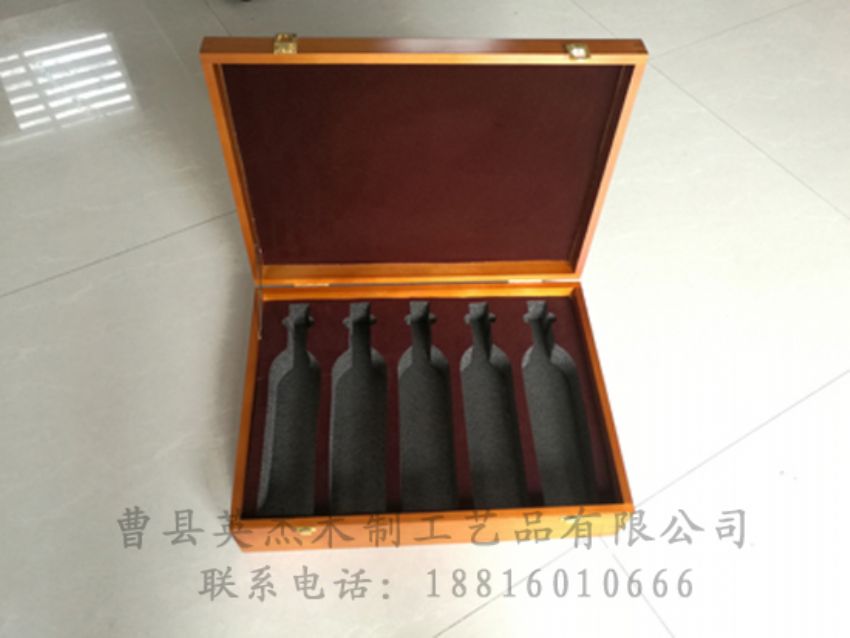 点击查看详细信息<br>标题：木制红酒盒 阅读次数：1118
