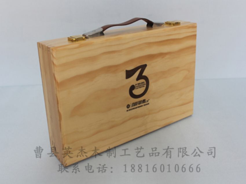 点击查看详细信息<br>标题：木制红酒盒 阅读次数：1053