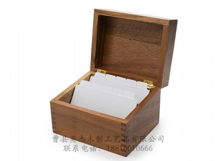 点击查看详细信息<br>标题：木制文具包装盒 阅读次数：964