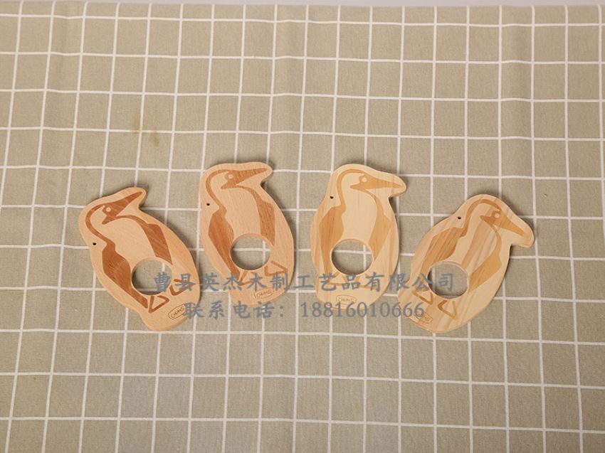 点击查看详细信息<br>标题：动物形状木板 阅读次数：470